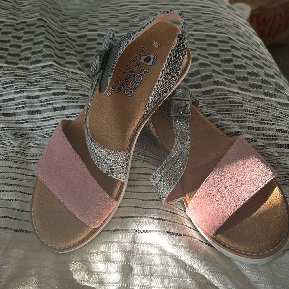 Size 6 Bobs